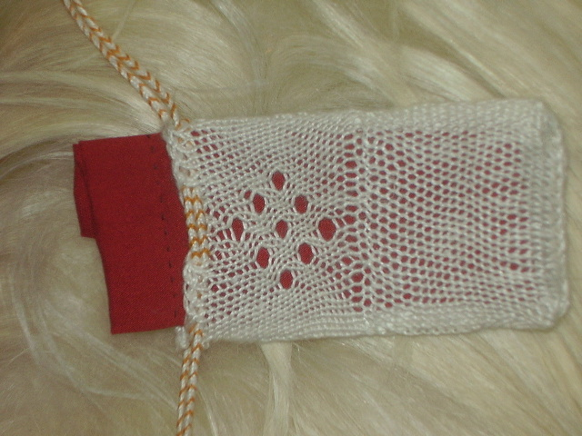 Pouch in linen for largess, circa 2010; fingerloop braid drawstring