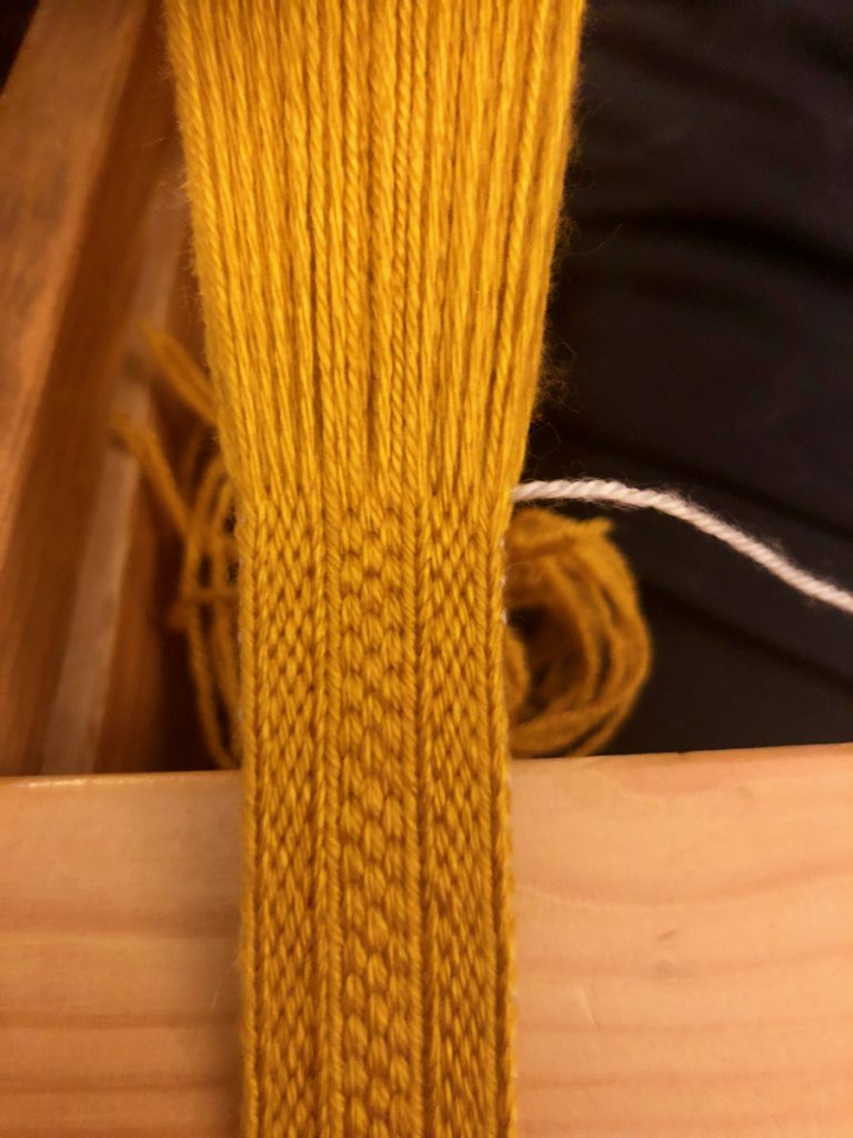 gold tablet woven band
